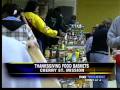 Lincoln hands out turkey dinners