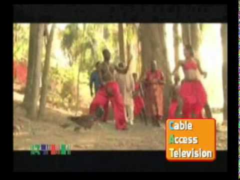 Racine Mapou de Azor Kanaval 2011