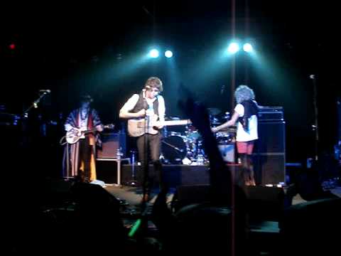The Kooks - Time Awaits