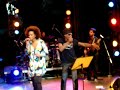 toni garrido e luciana mello cantam olha pra mim   ssa/ba