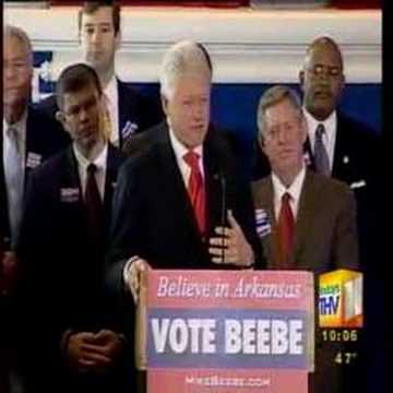 bill clinton visits arkansas for ...