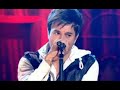Bekijk muziek clip van Enrique Iglesias met Invéntame