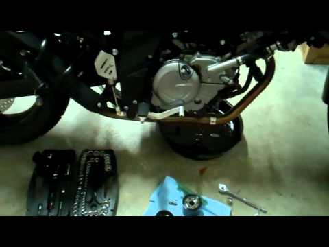 how to change oil on a v-strom 650