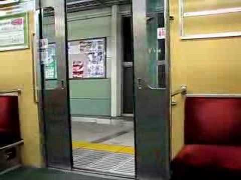 京成3500系ドア閉