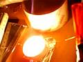 Kerze durch Lichtbogen entzünden
