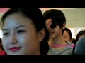 Click here to watch this video [HD FANCAM]120525 Song Joong Ki Arrival @ Singapore