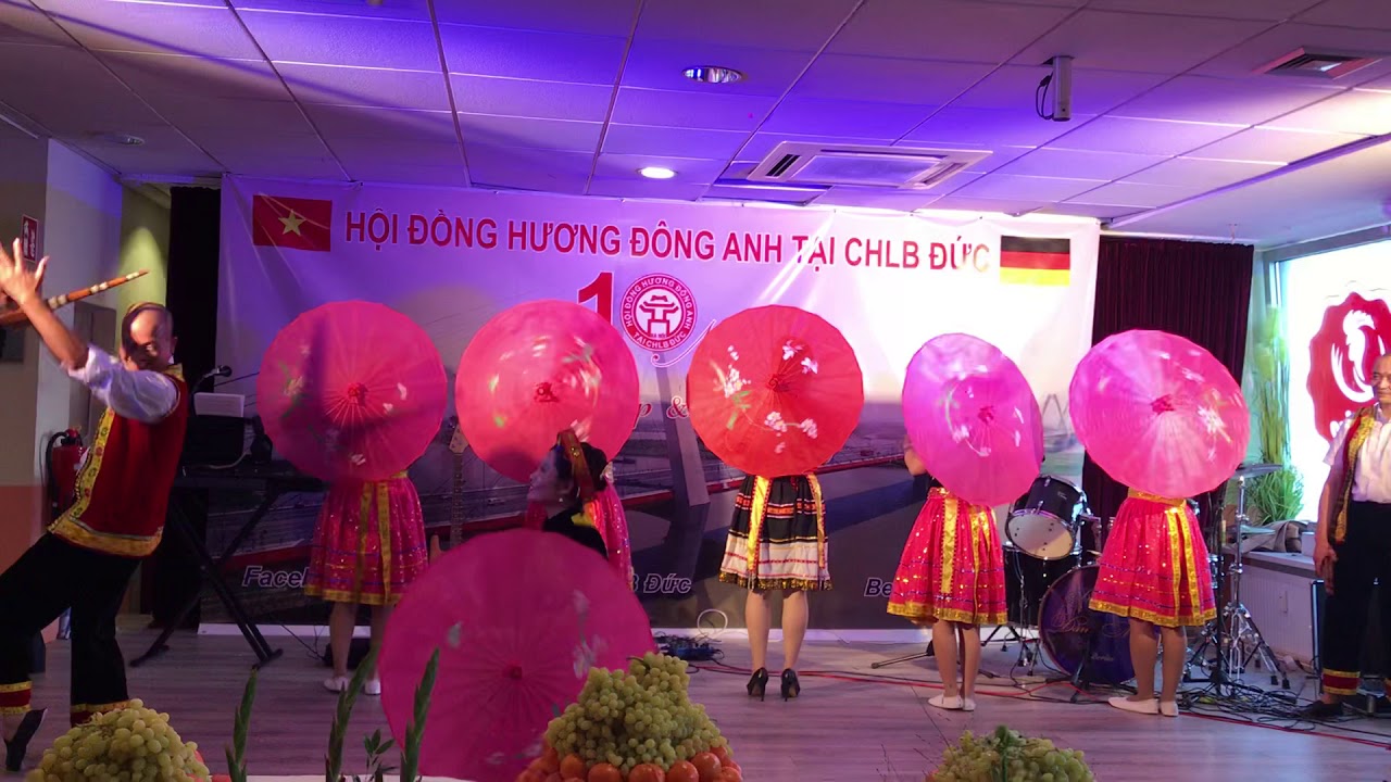 MÚA CHÀO MỪNG LỄ KỶ NIỆM 10 NĂM HỘI ĐH ĐÔNG ANH