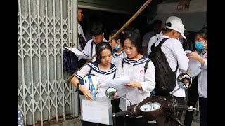 Thí sinh hoàn thành ngày thi đầu tiên kỳ thi THPT Quốc gia 2019