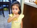 Leah comiendo Cheetos Flaming hot Leah comiendo Cheetos Flaming hot