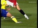 Ronaldinho Vs Cristiano Ronaldo