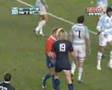 Leguizamon golpea a Chabal