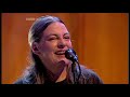 song : maggie holland
piano: huw warren
viola: mark emerson
soprano sax: mark lockheart
bass: tim harries
diatonic accordion: andy cutting
guitar: martin simpson