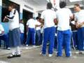 bomba en la cafeteria