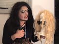 Nora le habla a Madonna Nora le habla a Madonna
