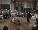 portes ouvertes du 4 au 9 f�vrier 2008.
jeu entre formado thiago (senzala de santos et peti (lyon).
un avant-go�t du festival les 16, 17 et 18 mai 2008 � saint etienne!
www.senzalasaintetienne.com