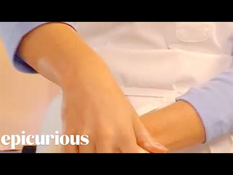 how to properly knead bread dough