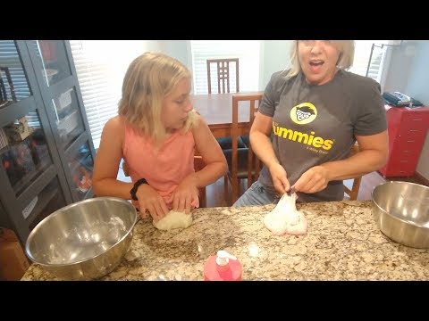 video-linktoworks-Remove Slime or Glue from Fabric