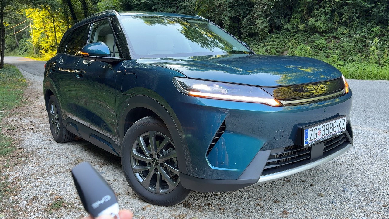BYD ATTO 2 DM-i 2026 (EUROPE) - COMPACT SUV in details (Boost)