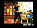 Xavier Van Dooren showing his work as a TV presenter