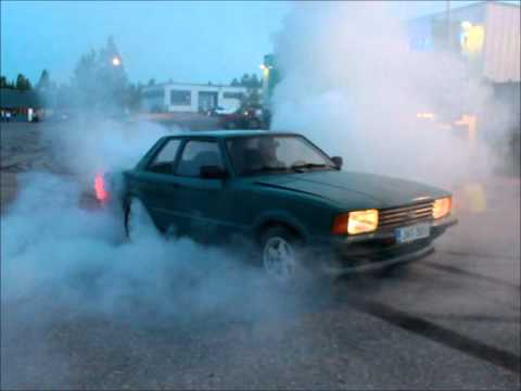 lahti - Cruising, burnouts and six gun republic.