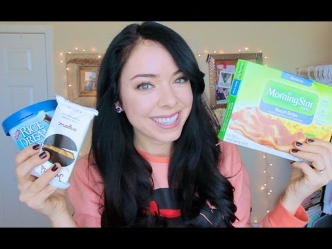 junk food - Leave comments below or Tweet me what YOUR fav healthy snack is w/ the hashtag #howtobehappyjanuary =) Lets chat! ♥ Me & Dan's Vlog Channel: http://www.you...
