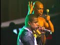 Gravado no Palétra Itália (Palmeiras)
No Dia 19 de Setembro de 2005
No Show São Paulo Rap Festival

E só agora,
O homem chora,
E quando o homem chora,
Precisa, pedir o seu perdão.

Chora, o homem chora,
E quando o homem chora,
Vai, vai, implora,
Seu último perdão.

Um homem chora, reza, ora,
Pedindo à deus,
A lágrima rola no canto dos olhos,
Implora.

Ah meu deus!
Minha vida inteira foi só pensar,
