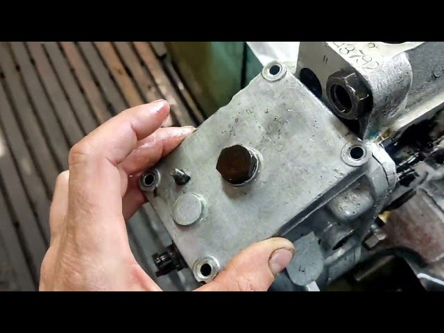 Ремонт ТНВД МТЗ 80  загадочный Болтик