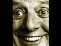 Dario Fo imita Berlusconi