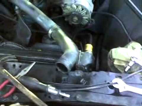 oldsmobile delta 88 radiator change part 1- 20110809