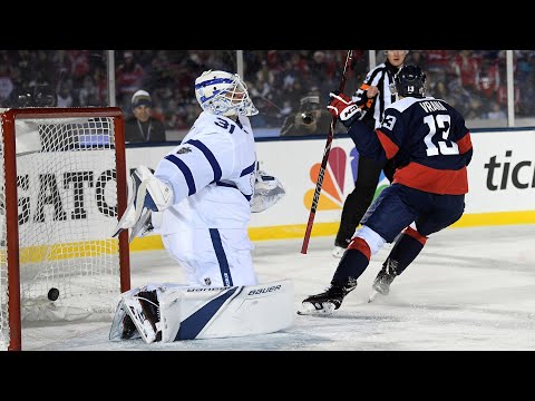 Video: Capitals beat Leafs, remain perfect outdoors
