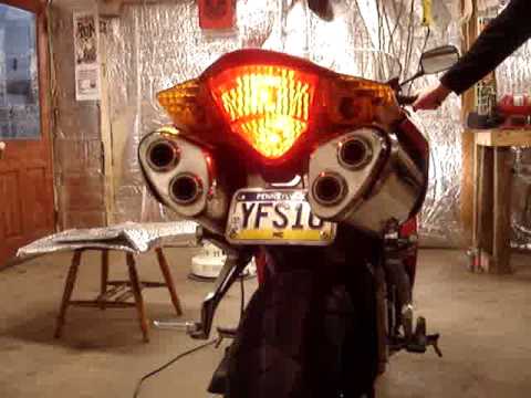 how to remove vfr800 exhaust