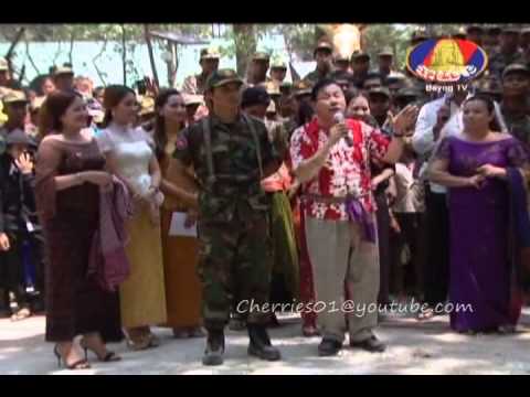khmer new year 2012 - Khmer New Year 2012 at Prasat Tahmorn.