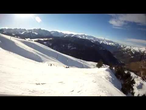 Спуск на горных лыжах в Baqueira Beret