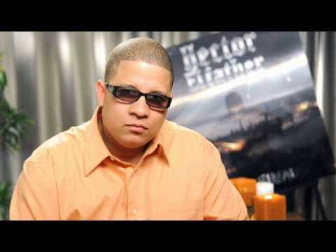 Entrevista: Hector El Father habla sobre su voz en Harlem Shake