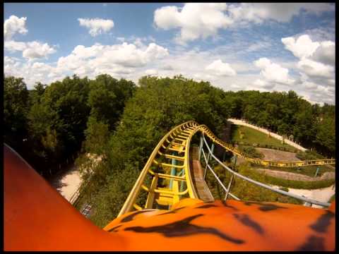Pal - Vidéo de la montagne russe Le Tigre de Sibérie qui se trouve au parc d'attraction : Le Pal. A suivre : La Rivière Canadienne...