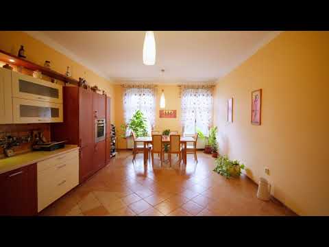 Video Prodej prostorného bytu 3+1 o výměře 170m2 v obci Vidnava