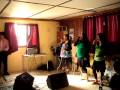 grupo de alabanza lluvia de bendicion