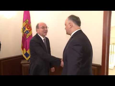 Игорь Додон провел встречу с российским послом