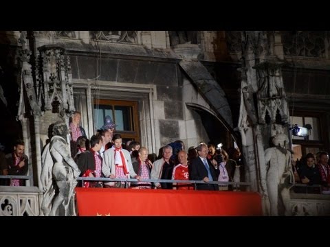 Meisterfeier FC Bayern München auf dem Marienplatz 11.05.2013