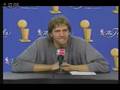Dirk Nowitzki kill an insect,really funny~