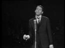 the sequel to the 1964 song. this clip first aired on televison november 10th, 1966.

je viens rechercher mes bonbons
vois-tu germaine j'ai eu trop mal
quand tu m'as fait cette r�flexion
au sujet de mes cheveux longs
c'est la rupture b�te et brutale
je viens rechercher mes bonbons

maintenant je suis un autre gar�on
j'habite � l'h�tel george-v
j'ai perdu l'accent bruxellois
d'ailleurs plus personne n'a cet accent-l�
sauf brel � la t�l�vision
je viens rechercher mes bonbons

quand p�re m'agace moi
je lui fais zop
je traite ma m�re de n�vropathe
faut dire que p�re est vachement bath
alors que m�re est un peu snob
mais enfin tout �a hein c'est le conflit des g�n�rations
je viens rechercher mes bonbons

et tous les samedis soir que je peux
germaine j'�coute pousser mes cheveux
je fais 