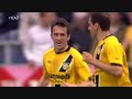 N.E.C. in UEFA Cup! Uitgegeven op 18 mei 2008 16:20Door het winnen van de Play-offs speelt N.E.C. volgend seizoen in de UEFA Cup en speelt het voor de derde keer in de 108-jarige clubhistorie Europees voetbal! Dat hoogtepunt wordt op dit moment groots gevierd op de Goffertweide nabij het McDOS Goffertstadion, waar de wedstrijd ook live op groot scherm werd uitgezonden. De huldiging van de spelers zal omstreeks 18:30 uur plaatsvinden.  De laatste keer dat de ploeg dit deed was in 2003 toen Jarda Simr N.E.C. in de laatste minuut van de uitwedstrijd tegen RKC Waalwijk naar de vijfde plaats en UEFA Cup voetbal schoot. N.E.C. werd in de eerste ronde uitgeschakeld door de Poolse kampioen Wisla Krakow (twee keer 2-1 verlies). Ook in 1983 speelde N.E.C. Europees voetbal. In de Europacup II, het toernooi voor bekerwinnaars, schakelde N.E.C. eerst de Noorse club Brann Bergen uit waarna in de tweede ronde de legendarische wedstrijden tegen FC Barcelona volgden. Thuis verloor N.E.C. 2-3 na 2-0 voorgestaan te hebben, in Barcelona won de Spaanse grootmacht met 2-0. N.E.C. plaatste zich overigens voor het Europacup II toernooi doordat Ajax de beker won ten koste van N.E.C. en ook landskampioen werd.LotingWie N.E.C. in 2008 in de eerste ronde van het toernooi treft, wordt duidelijk bij de loting op 29 augustus in Monaco. De speeldata zijn al wel bekend: de eerste ronde wordt gespeeld op 18 september en 2 oktober.