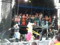 videos de Wyclef Jean- VoodooFest 2008- Sarah Hula Hooping