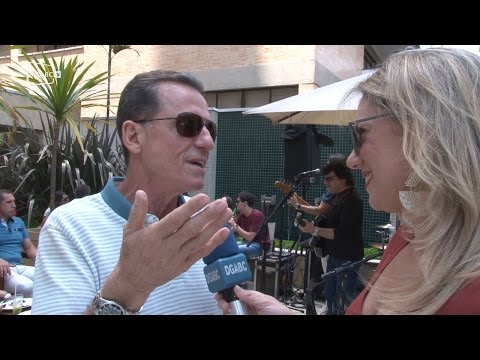 Empresário de imóveis recebe amigos para confraternização. - Diário do Grande ABC