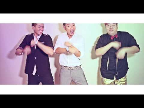 hoorahjencar - Get this version here: iTunes: https://itunes.apple.com/album/blurred-lines-feat.-david/id684409376?v0=9988&ign-mpt=uo%3D1 Bandcamp: http://paulkimmusic.band...