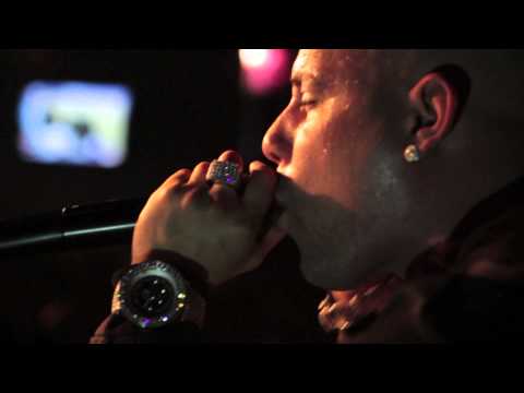 Kendo Kaponi - Tiraera A Don Omar & Xposed Magazine @ Tampa 2011 -