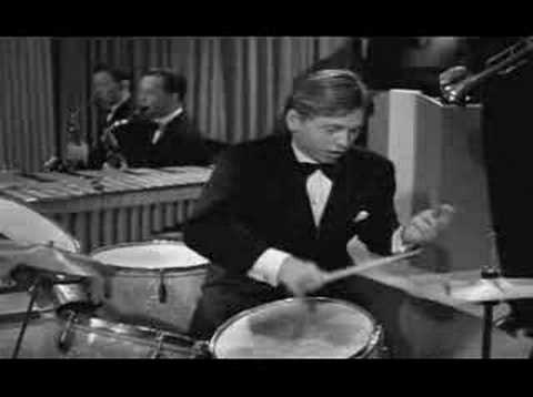 Mickey Rooney 5'2