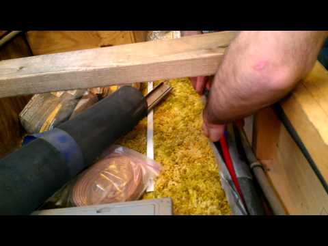 how to insulate hot water system