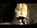 videos de KT Tunstall Hold on Realizado 14 octubre 2008 Le PlessisRobinson edeFrance.flv.flv
