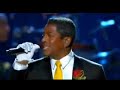 Jermaine Jackson canta a música favorita de Michael Jackson em seu funeral